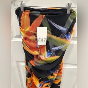 Zara Women’s Mid Rise Dress Skirt Black/Orange Floral Sz M New With Tags 2 Avail